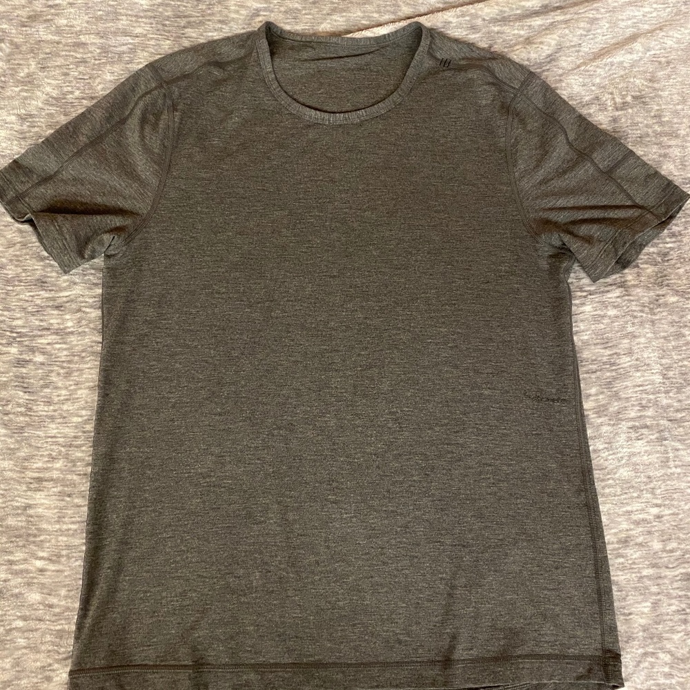 Mens lululemon grey athletic shirt